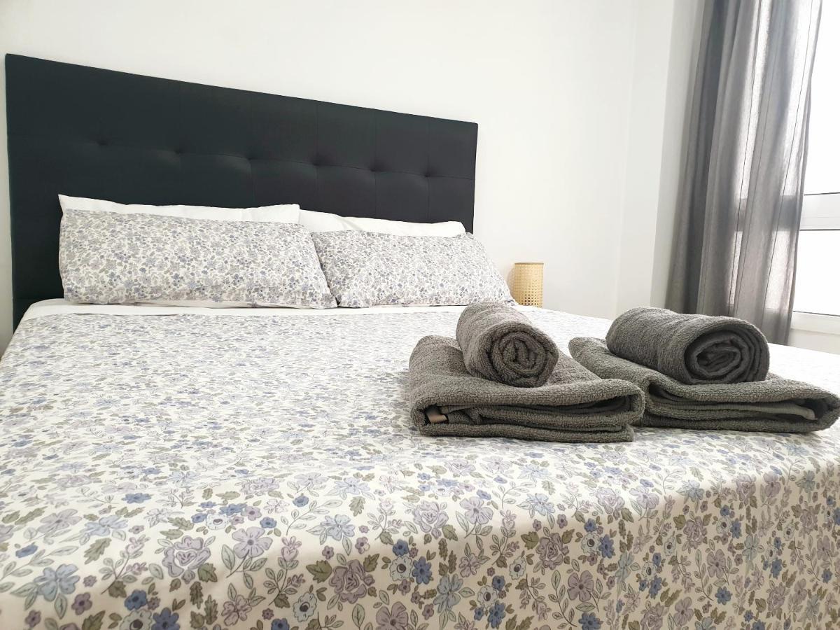 Economical Homes In Center مالقة المظهر الخارجي الصورة