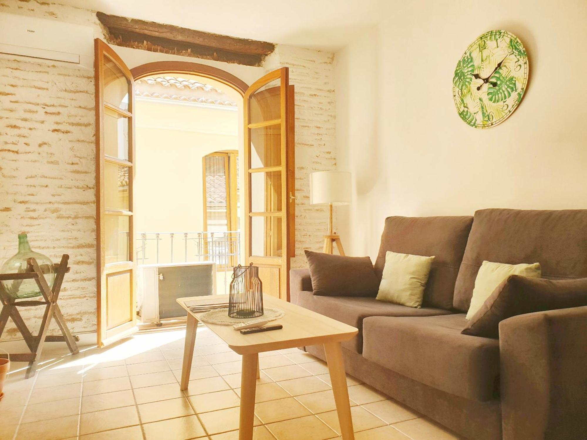 Economical Homes In Center مالقة الغرفة الصورة
